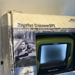 Magellan Crossover GPS 3.5″ LCD Touch Screen Topo Continental United States