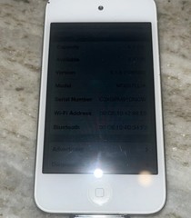 Apple iPod Touch 4th Gen 8GB White A1367 MD057LL/A iOS 6.1.6 Tested Works Read