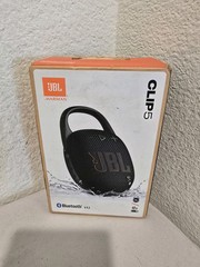 JBL Clip 5 – Portable, Waterproof & Dustproof Bluetooth Speaker NEW