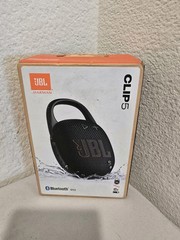JBL Clip 5 – Portable, Waterproof & Dustproof Bluetooth Speaker NEW
