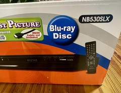 Sylvania NB530SLX Blu-ray Disc Player 1080p Full HD DVD Upscaling *NO REMOTE*