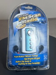 MP3 Style FM Scan Radio LED Light Push Button Clip Hooks Stereo Earbuds #709 New