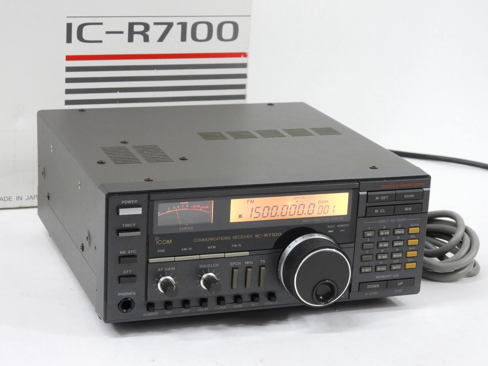 Icom IC-R7100 Ham Radio Communications Receiver + Box + Manual (primo condition)