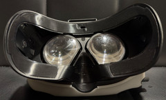 Original HTC Vive Virtual Reality Headset (99HAHZ024-00)