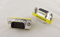 1pc VGA/SVGA 15 Pin DB15 Male To Female D-SUB 3 Rows Mini Gender Changer Adapter