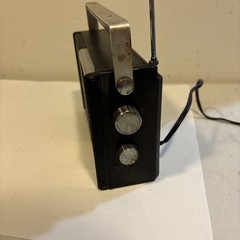 PANASONIC PORTABLE AM/FM RADIO MDL # RF-593 AC OR BATTERY. Works Well