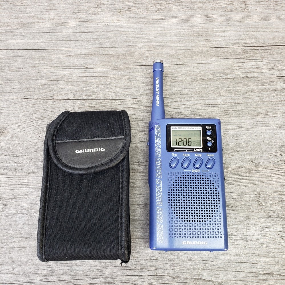 Grundig Mini 300 AM/FM Shortwave Radio Clock/Alarm & Sleep Timer – Blue