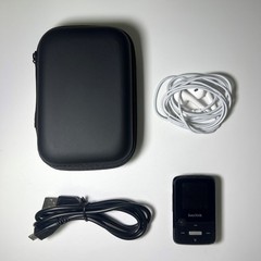 Sansa SanDisk Clip Zip Black 8GB Digital Media MP3 Player FM Radio Freeshipping