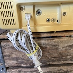 JVC Mastercommand C-13WL513” CRT VTG Retro Gaming Television White & Yellow 1994