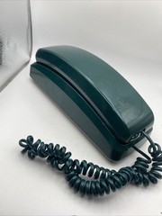 Vintage Green GE General Electric Slim line Telephone Model 2-9226GRA