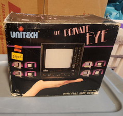 Unitech The Private Eye PE-10 Portable B&W Mini TV/Radio