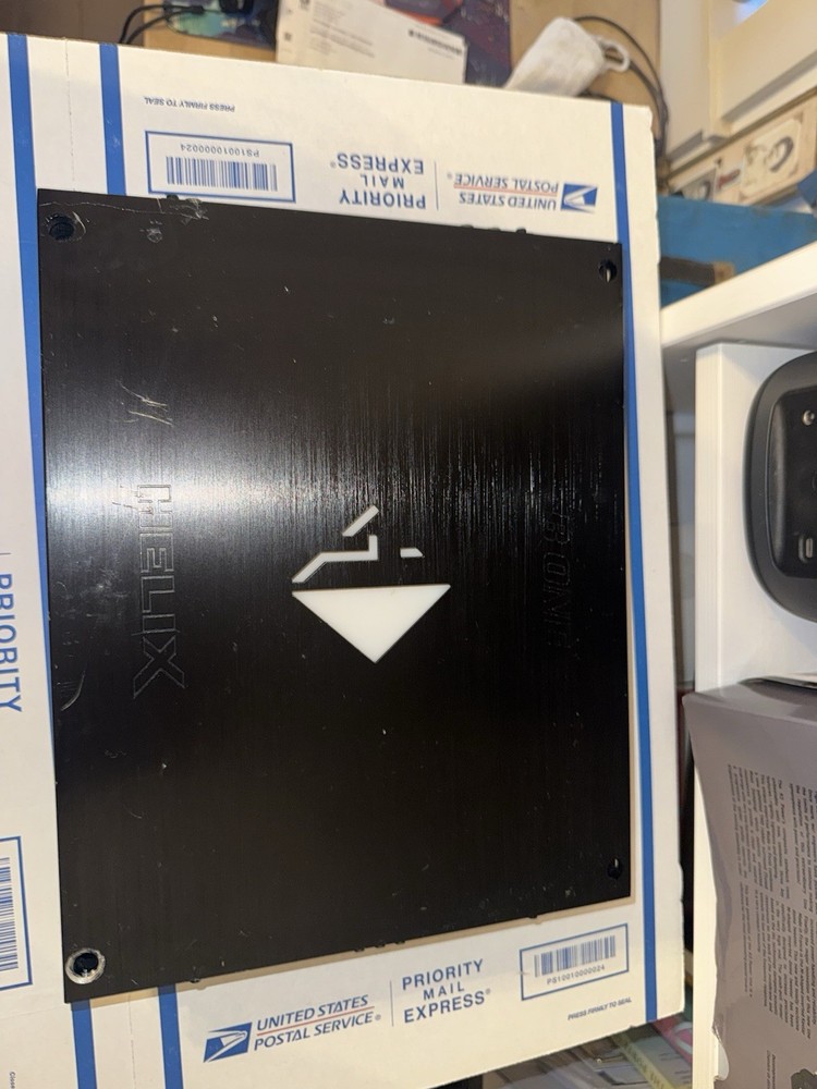 Helix B One Amplifier 950×1 @1ohm