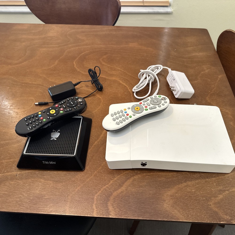 TiVo Bolt 3TB DVR & Streaming Media Player TCD849500 + TiVo Mini – NO SUB