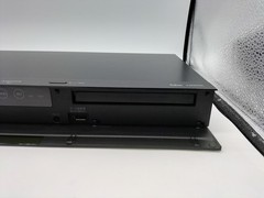 SHARP BD-UT2200 Blu-ray HDD Recorder 2TB 3 Tuner Ultra HD Remote