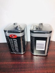 2 Eveready 1209 Zinc-Carbon Super Heavy Duty Lantern 6 Volts Battery Batteries