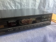 Demon CD Compact Disc Player DCD-820