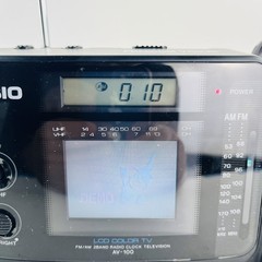 CASIO Freedom Vision LCD Color TV with FM / AM Clock Radio | AV-100 | Portable