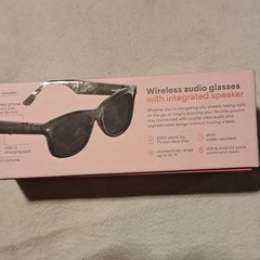 weariQ Wireless Smart Glasses Black Glossy Frame Bluetooth UV400 Speaker
