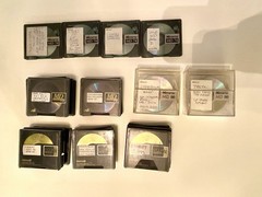 Dad’s MiniDisc Collection! Sony color collection, Maxell, Memorex. 74 &80
