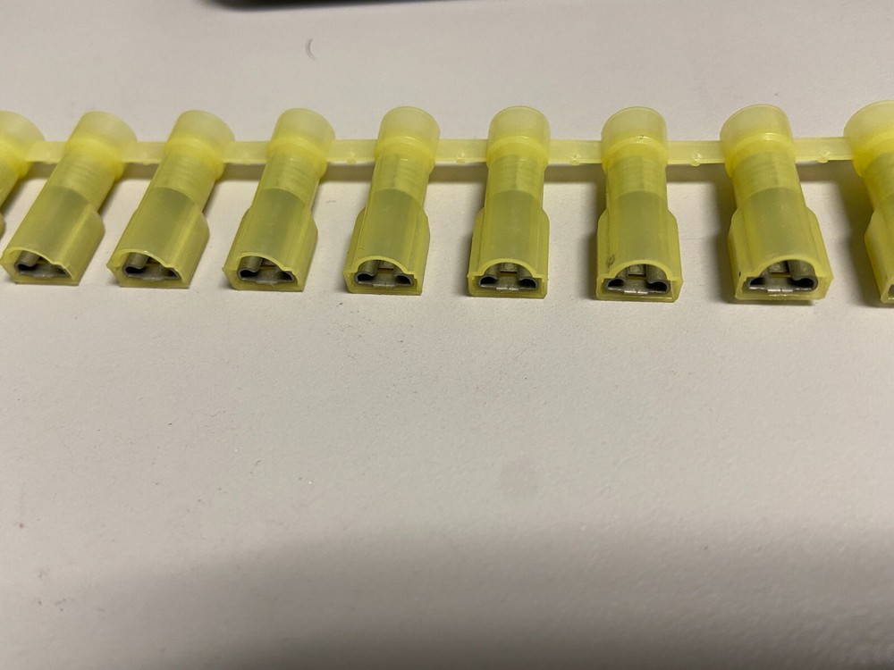 10-12 GAUGE 100 PCS NYLON FULLY INSULATED QUICK DISCONNECT FEMALE .250 MOLEX