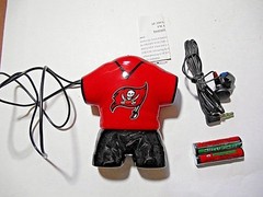 VINTAGE TAMPA BAY BUCCANEERS UNIFORM SPORT FM RADIO WITH HEADPHONES. NEW IN BOX!