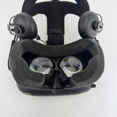 HTC Vive Virtual Reality Headset with Deluxe Audio Strap – No Cables – WORKS