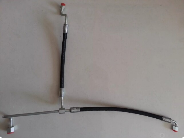 1PCS NEW FOR 0009575539 hose assembly