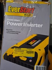 EverStart MAXX 1000 Watt Power Inverter – Dual 120V AC Outlets Open Box