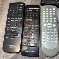 Lot of 17 Remote Controls Various Brands TV – UNTESTED