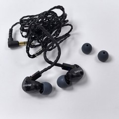 Shure SE215 In-Ear Wired Earphones Headphones Earbuds Sound Isolating Colors