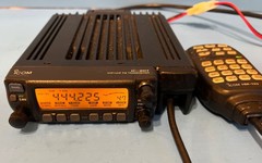 ICOM IC-207H Dual Band VHF/UHF Mobile Transceiver 2 M /70cm Ham Radio Works Good