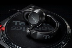 Technics EAH-DJ1200 Lightweight, foldable Pro DJ Headphones AUTHORIZED-DEALER