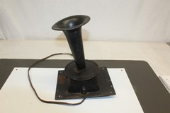 Vintage Edwards Wall Horn Speaker #310 Painted Black 10″ Long Untested