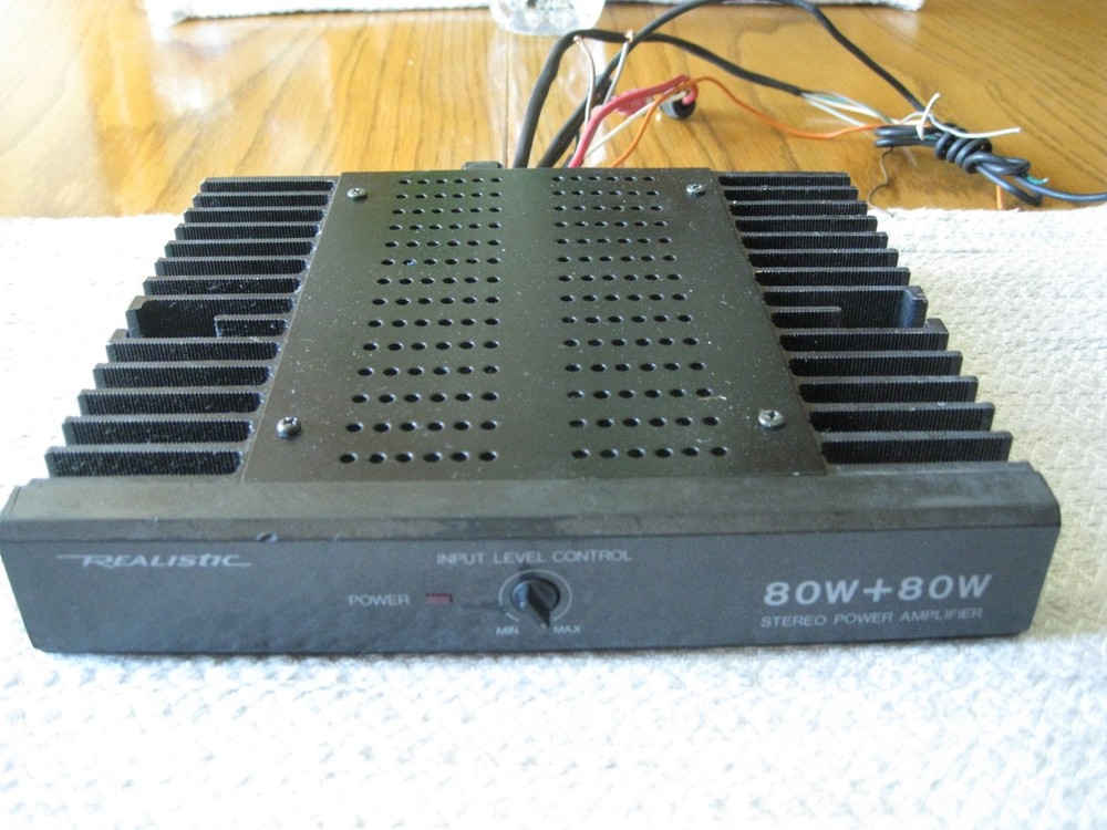 🇺🇸 😃 👍 🎶 🔥 vintage realistic radio shack 12-1960 car amp