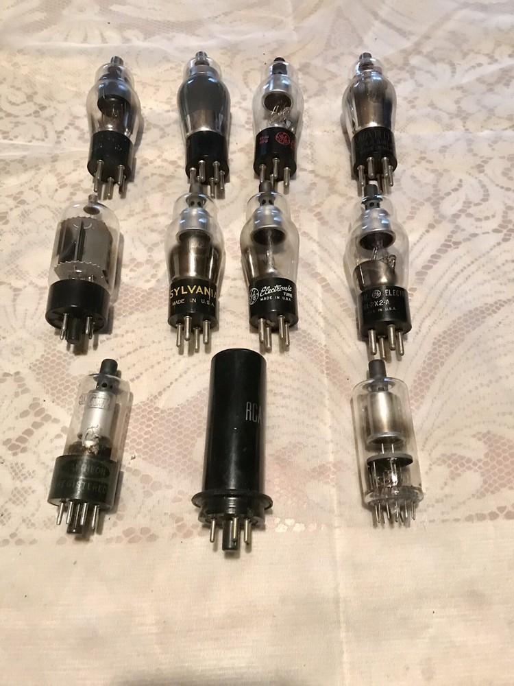 Assorted Lot Of 11 Vintage TV/Radio Tubes None tested sold as is￼￼
