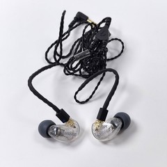 Shure SE215 In-Ear Wired Earphones Headphones Earbuds Sound Isolating Colors