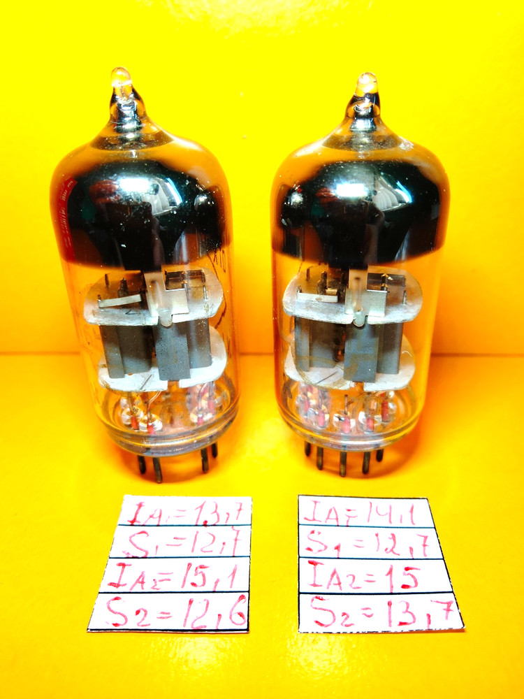 2 pcs 6N23P / ECC88 / 6DJ8 Reflector 70`s Matched pair
