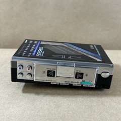 AIWA HS-J350 FM/AM Stereo Radio Cassette Walkman For Repair Rare Vintage
