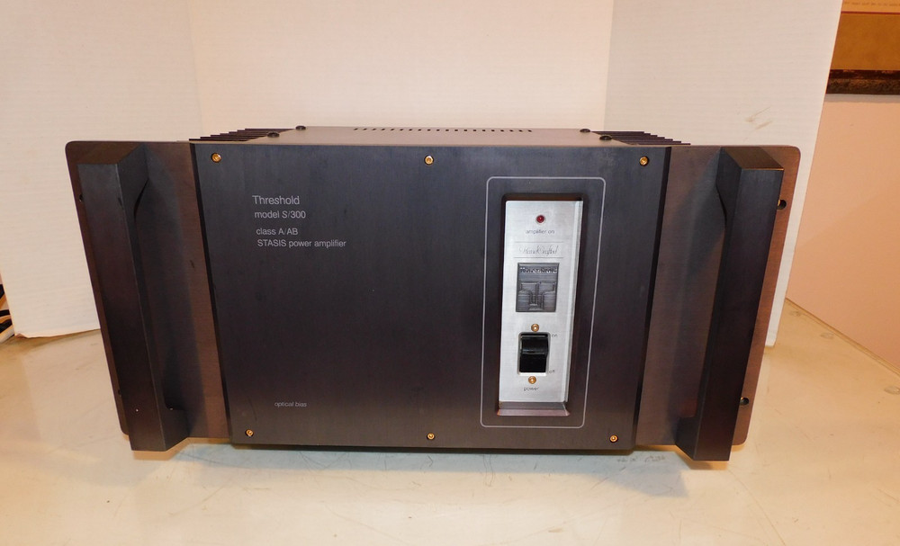 Threshold S/300 Stereo Power Amplifier Nelson Pass Stasis Designed