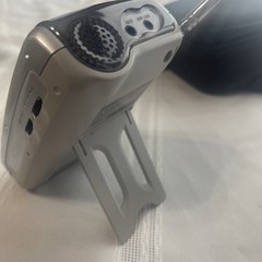 Casio TV-890B Mini Hand Held Television Battery Operated w/Pull-Out Antenna