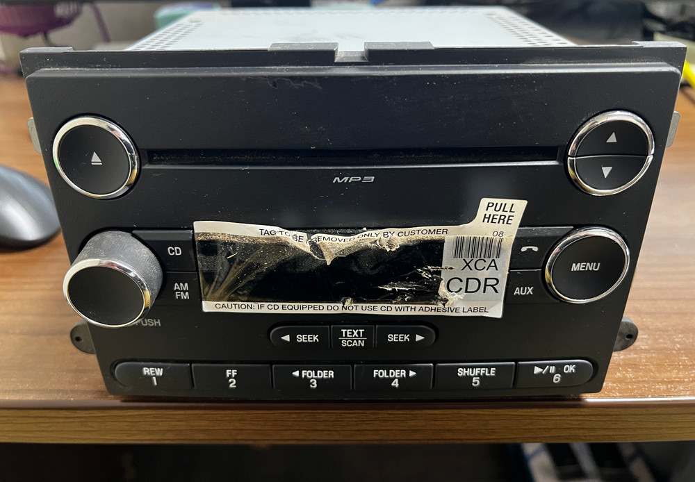 2014-15-2016 Ford E-250 E350 Van OEM AM/FM MP3 Single Disc CD PLAYER RADIO