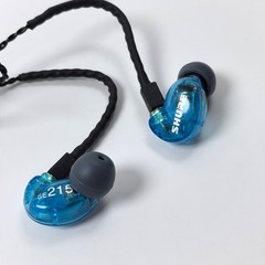 Shure SE215 In-Ear Wired Earphones Headphones Earbuds Sound Isolating Colors