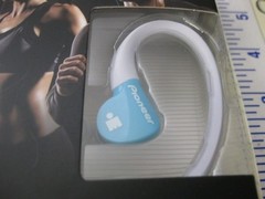 NEW AUTHENTIC SE-E3M Pioneer InEar Stereo Headphone Ironman In White Aqua
