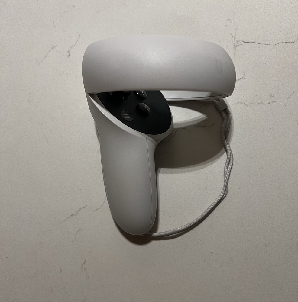 Original Meta Oculus Quest 2 VR – Left Touch Controller Only – Genuine