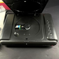 Portable DVD MPEG4 Player DV-933 With Remote & Cables – Tested