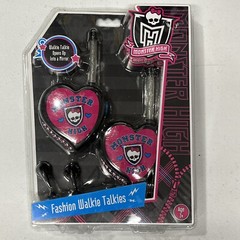 2011 Monster High Fashion Walkie Talkie New Sealed Includes Mirror And Ear Piece