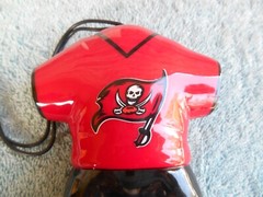 VINTAGE TAMPA BAY BUCCANEERS UNIFORM SPORT FM RADIO WITH HEADPHONES. NEW IN BOX!