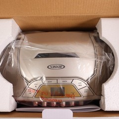 JENSEN CD-590-C CD-590 1-Watt Portable Stereo CD and Cassette Player/Recorder
