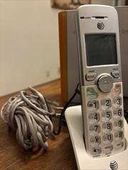 AT&T 2 Handset Cordless Home Phone System Caller ID Call Waiting Speakerphone