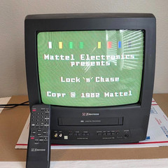 Emerson EWC1304 13” TV VCR Combo Retro Gaming w/Remote VCR NOT WORKING A/V YES